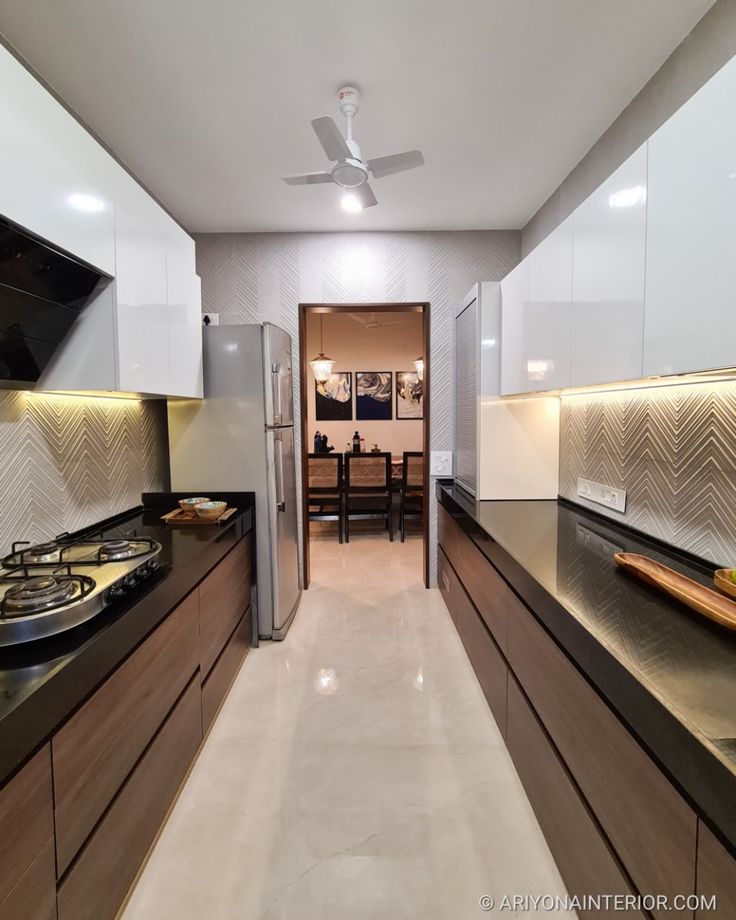 parallel kitchen 5